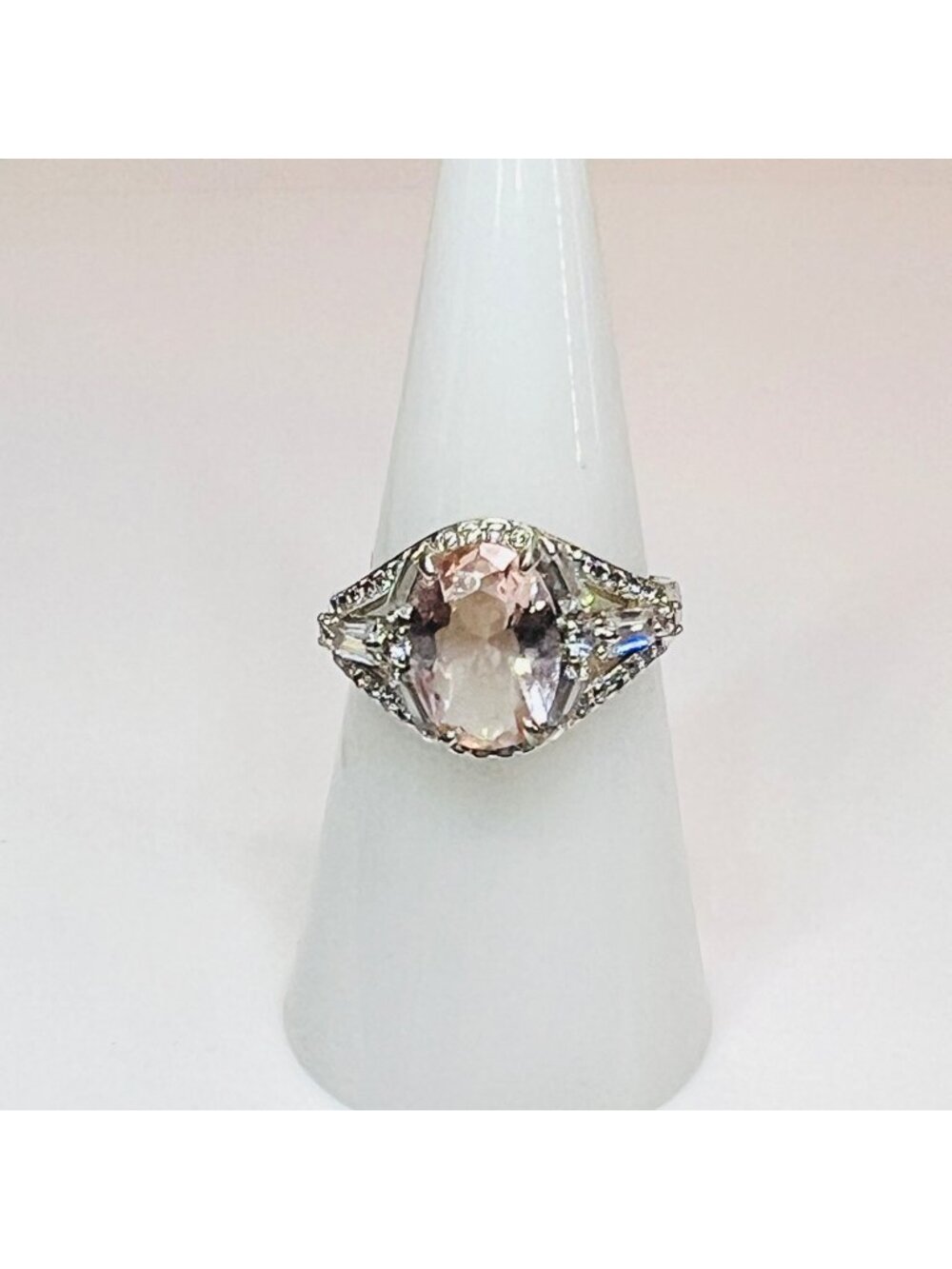 Ring Bomb Party Ring, size 7, peach gemstone, silver color band